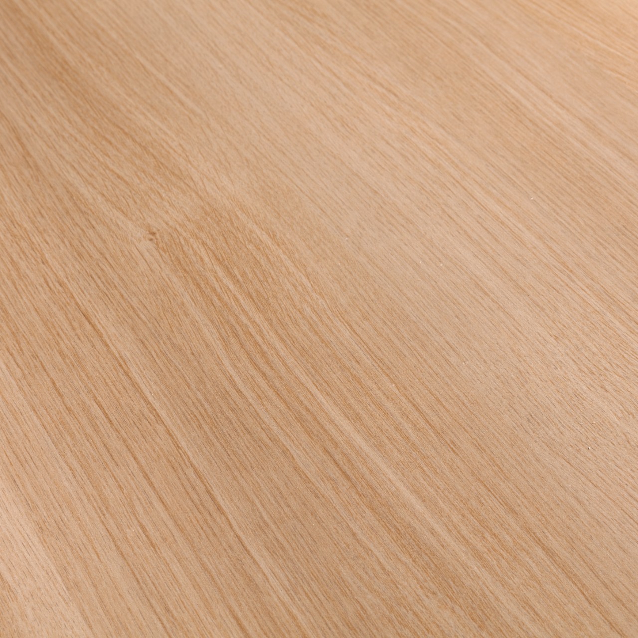 Melamine <br/>• Natural Oak <br/>• 00766/CST
